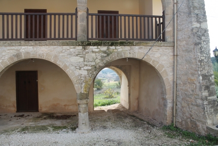 Монастырь Ставрос тис Минтас в деревне Цада на Кипре